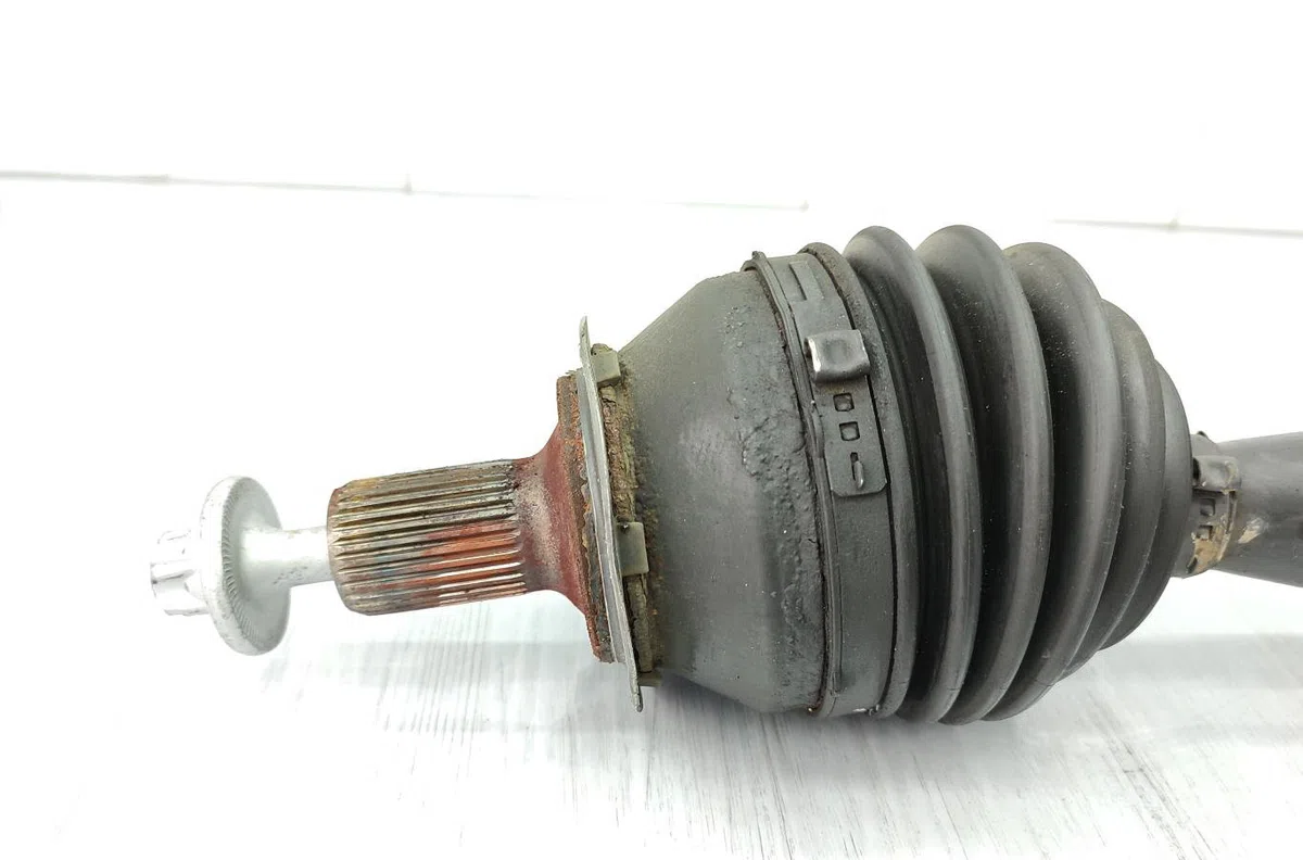 Transmission avant gauche MERCEDES CLASSE A 176 PHASE 1 occasion