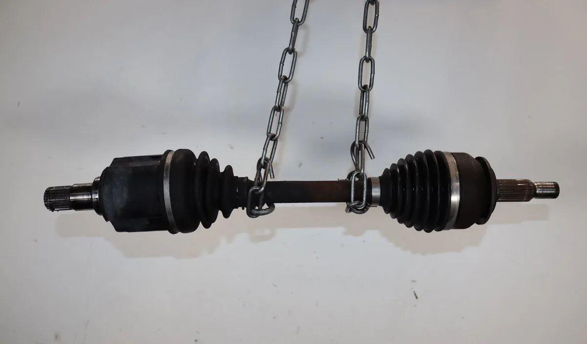Transmission avant gauche Mitsubishi GRANDIS (NA_W) 2.0 di-d (na8w) (2005-2010) occasion