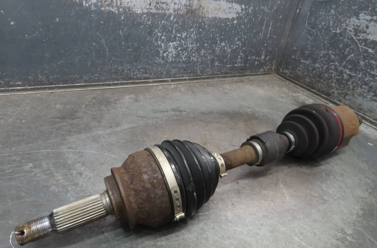 Transmission avant gauche MITSUBISHI OUTLANDER 2007 occasion