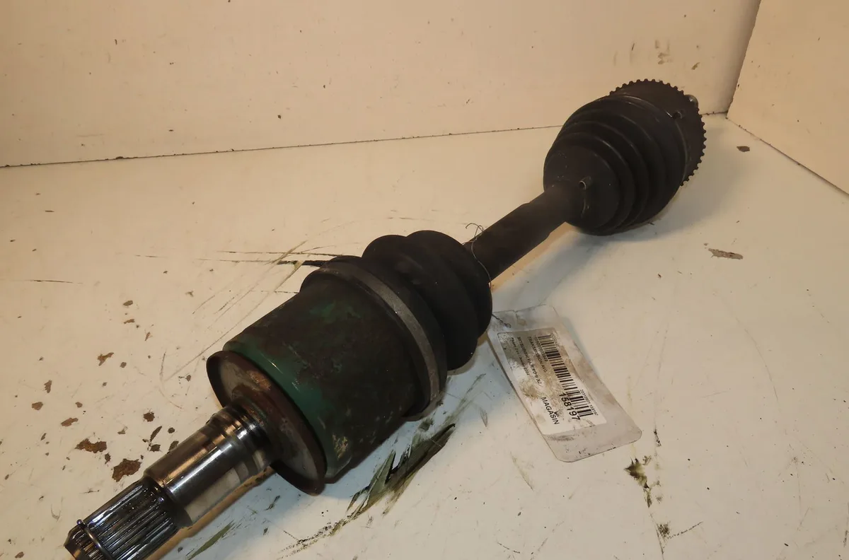 Transmission avant gauche Mitsubishi PAJERO III (V7_W, V6_W) 3.2 di-d (v68w) (2000-2006) occasion