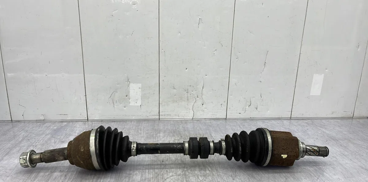 Transmission avant gauche NISSAN JUKE 1 PHASE 1 occasion