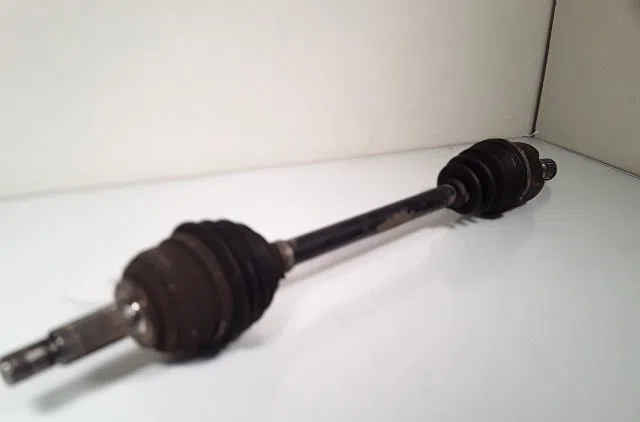Transmission avant gauche Nissan MICRA III (K12) 1.2 16v (2003-2010) occasion