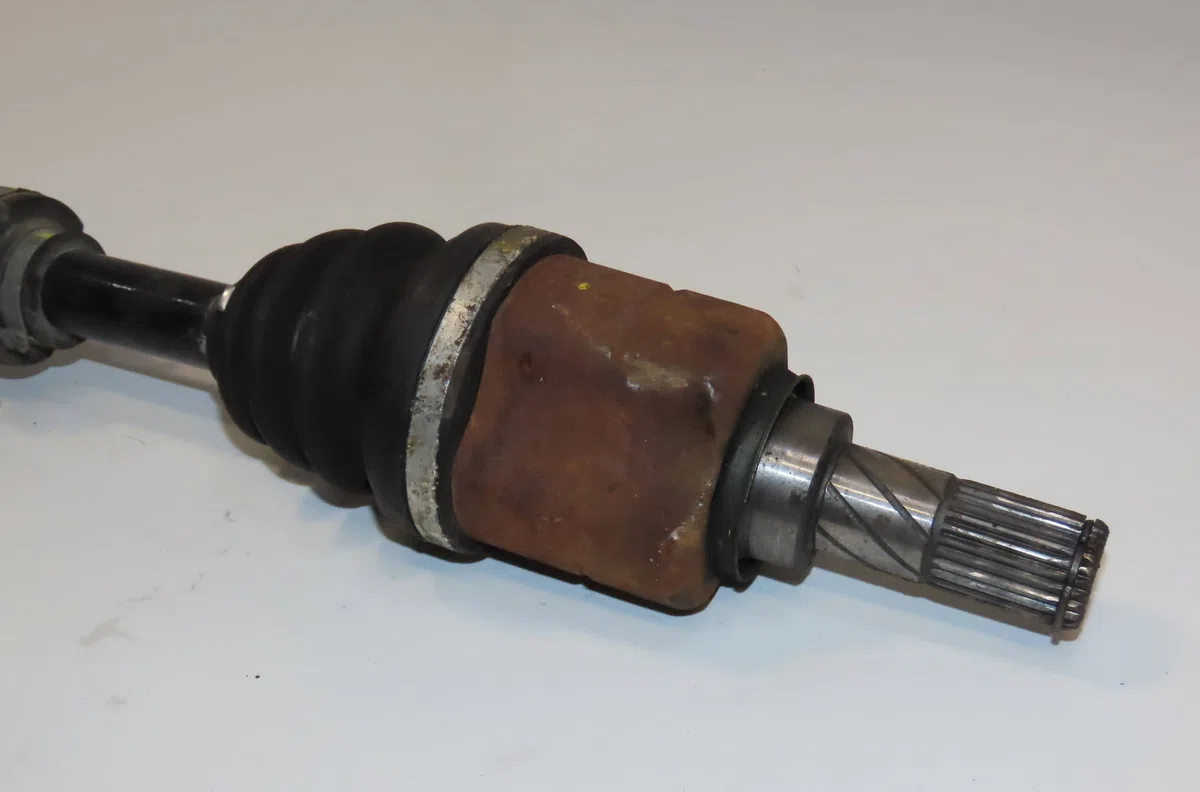 Transmission avant gauche Nissan MICRA III (K12) 1.5 dci (2003-2010) occasion