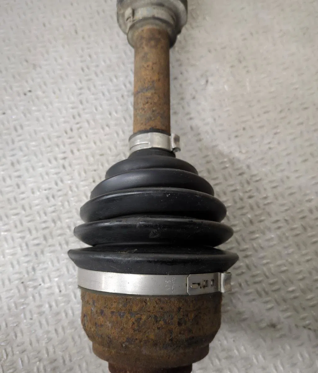 Transmission avant gauche Nissan NOTE (E12) 1.5 dci (2013) occasion