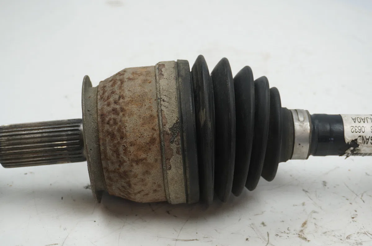 Transmission avant gauche Nissan NP300 NAVARA Pick-up (D23, D23T) 2.3 dci 4x4 (d231) (2015) occasion
