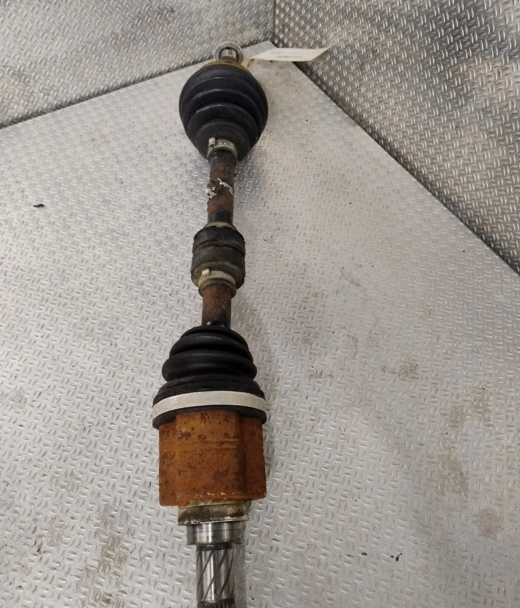 Transmission avant gauche Nissan PULSAR 3-5 portes (C13) 1.5 dci (2014) occasion