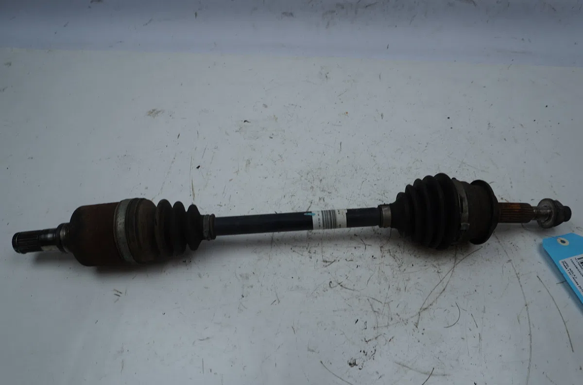 Transmission avant gauche Opel AGILA (B) (H08) 1.3 cdti (f68) (2008-2010) 5 portes occasion
