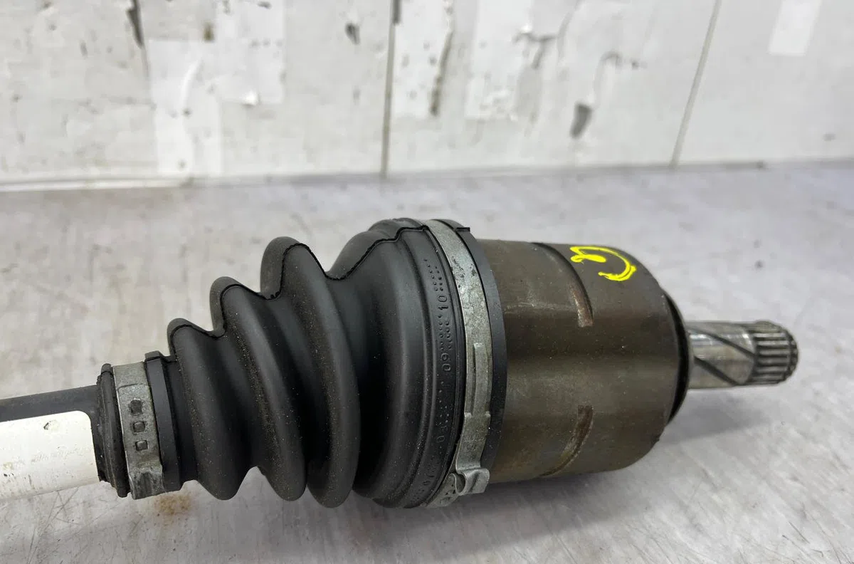 Transmission avant gauche OPEL CORSA C PHASE 2 occasion