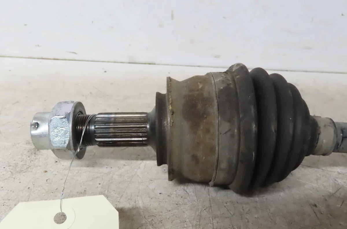 Transmission avant gauche OPEL CORSA IV occasion