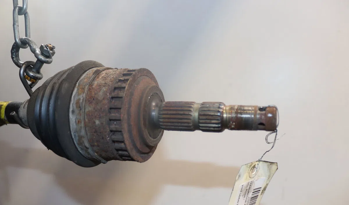 Transmission avant gauche Opel MERIVA A Monospace (X03) 1.4 16v twinport lpg (e75) (2004-2010) occasion