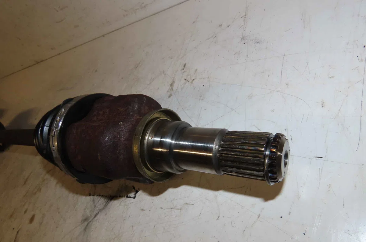 Transmission avant gauche PEUGEOT 107 occasion