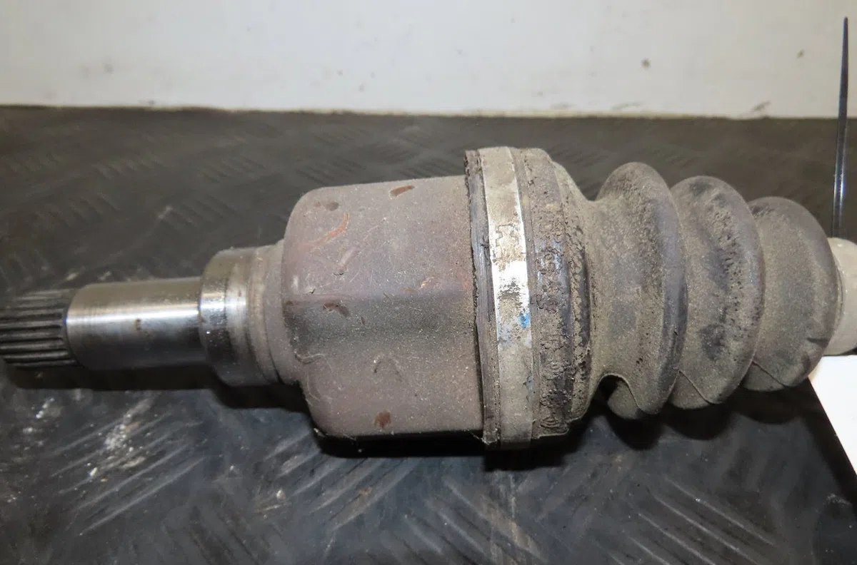 Transmission avant gauche Peugeot 206 (2L_, 2M_) 1.1 (2009-2013) occasion