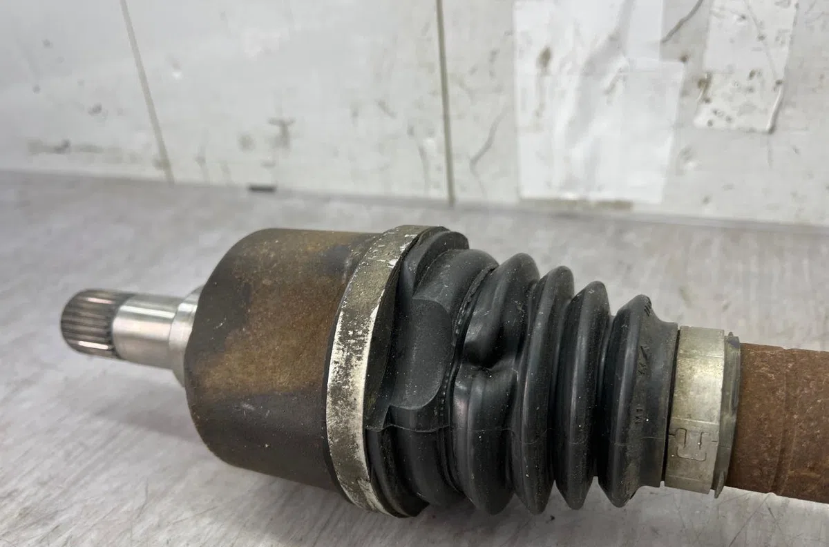 Transmission avant gauche PEUGEOT 208 1 PHASE 1 occasion