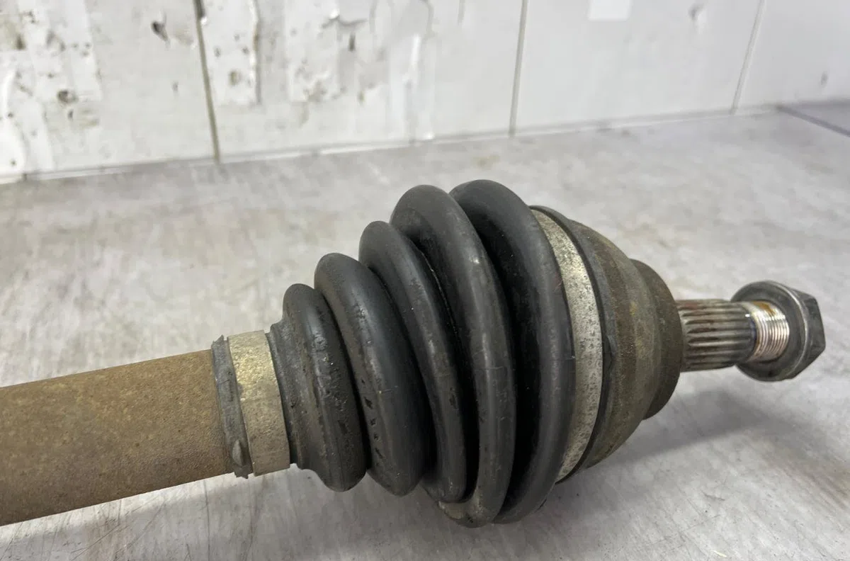 Transmission avant gauche PEUGEOT 3008 1 PHASE 1 occasion
