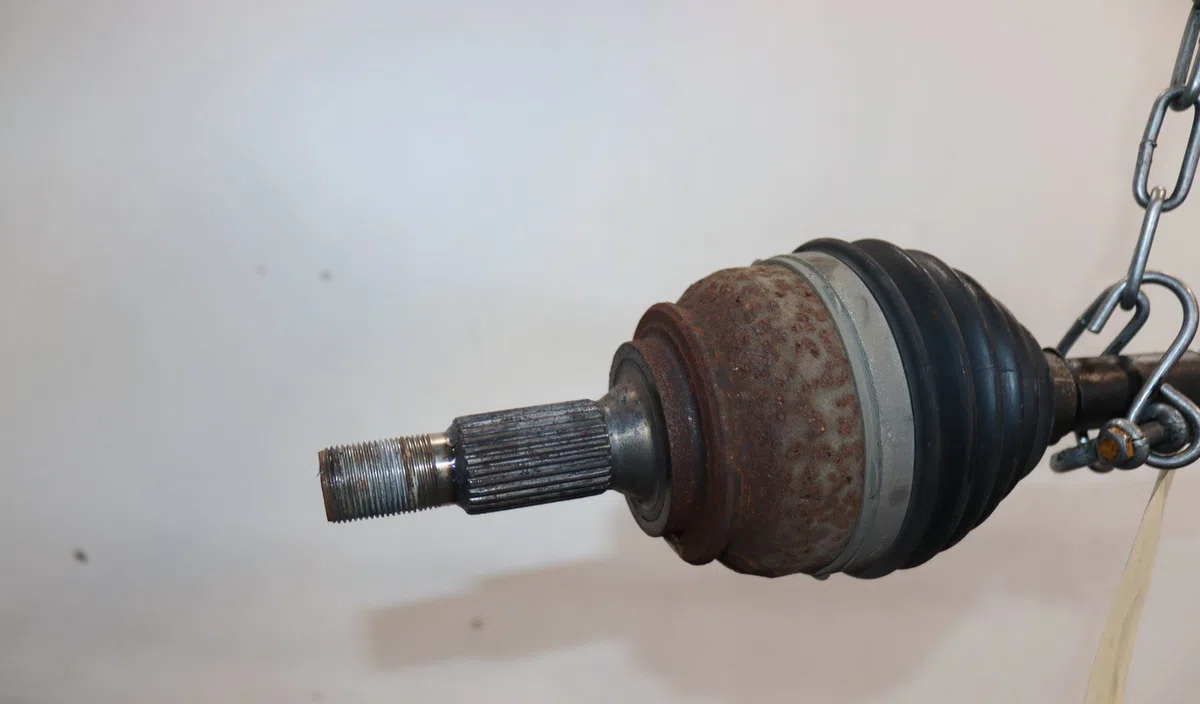 Transmission avant gauche Peugeot 3008 SUV (MC_, MR_, MJ_, M4_) Hybrid4 (m45gbu) (2019) occasion