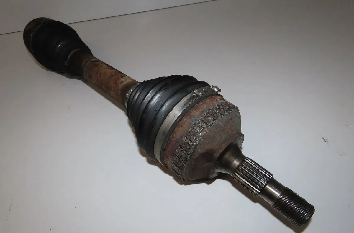 Transmission avant gauche Peugeot 406 Coupé (8C) 3.0 v6 24v (1997-2004) occasion