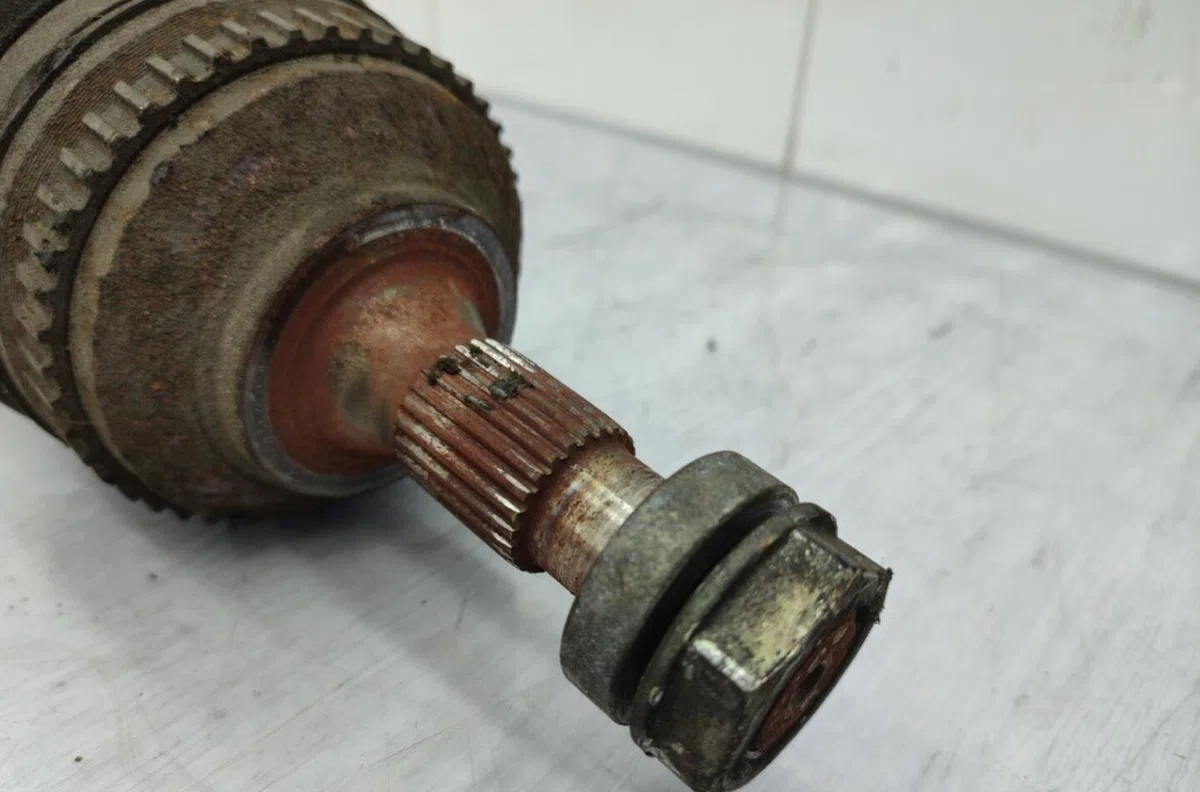 Transmission avant gauche PEUGEOT 406 PHASE 1 occasion
