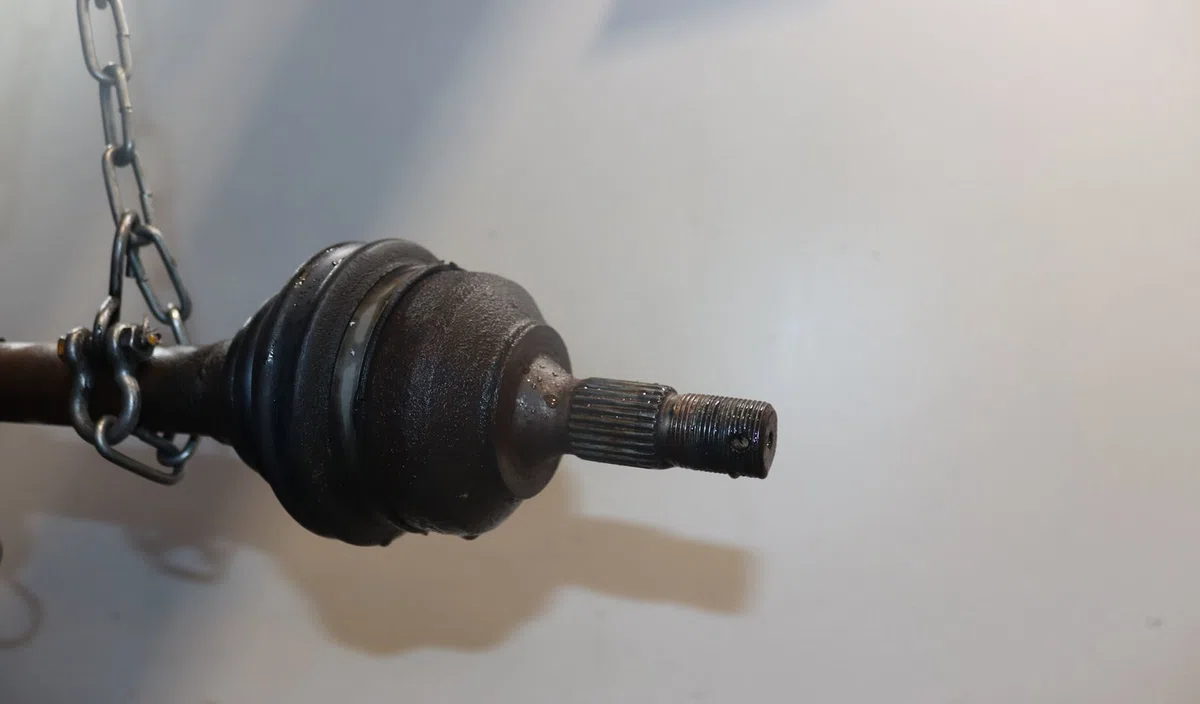 Transmission avant gauche Peugeot PARTNER Monospace (5_, G_) 1.8 (1997-2002) occasion