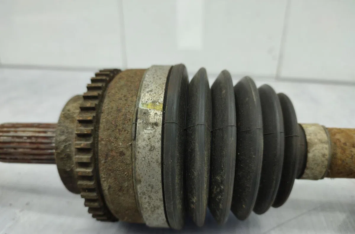 Transmission avant gauche RENAULT CLIO 2 CAMPUS PHASE 2 occasion