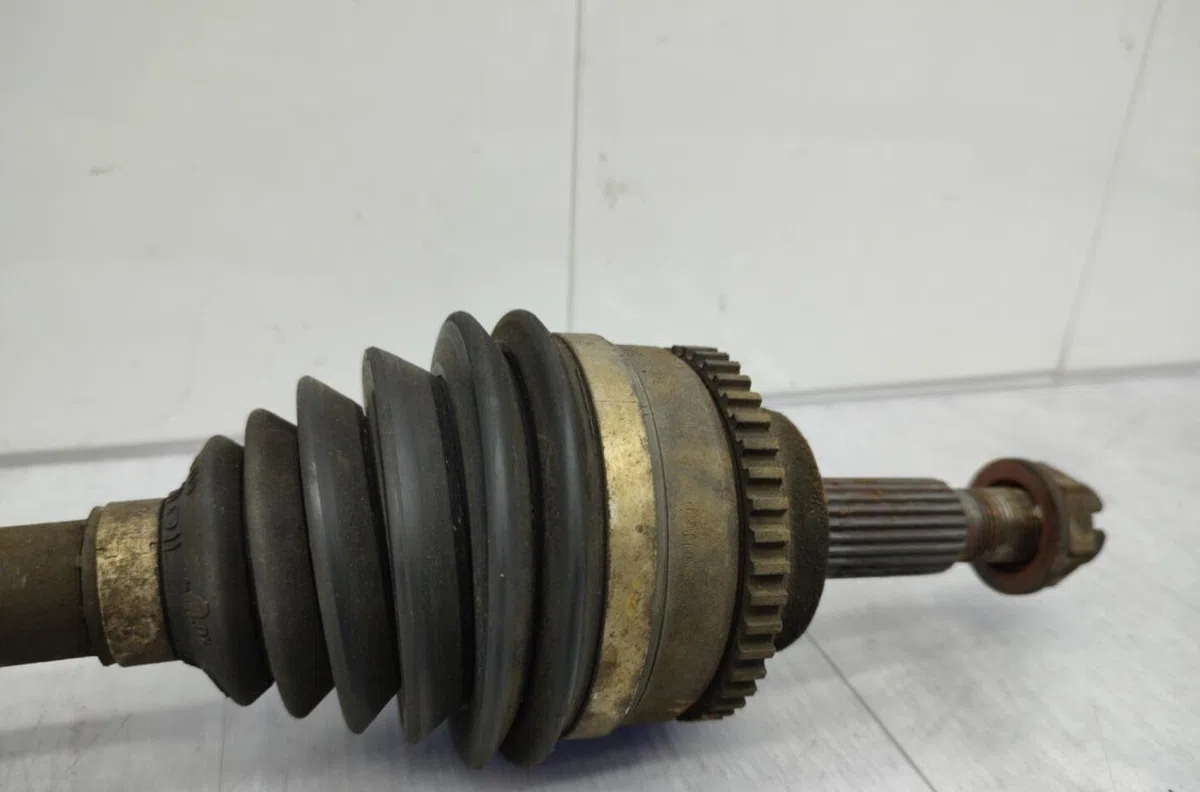 Transmission avant gauche RENAULT CLIO 2 PHASE 2 occasion