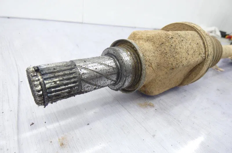 Transmission avant gauche RENAULT CLIO 3 PHASE 1 occasion