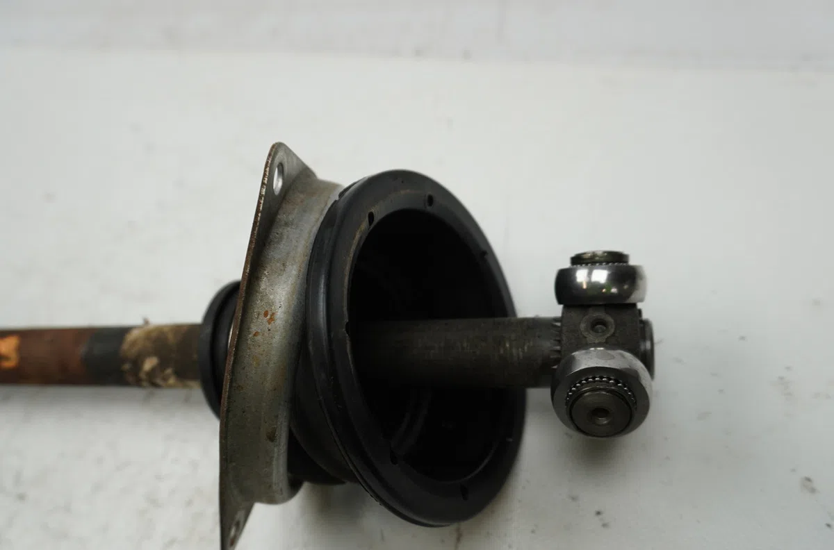 Transmission avant gauche Renault CLIO I (B-C57_, 5-357_) 1.2 (5-357y, 5-357k) (1996-1998) occasion