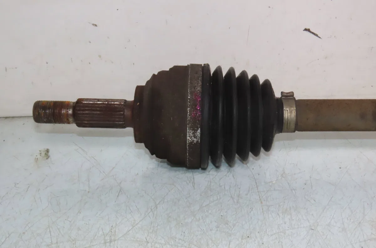 Transmission avant gauche Renault CLIO III (BR0-1, CR0-1) 1.5 dci (c-br0g, c-br1g) (2005-2012) 5 portes occasion