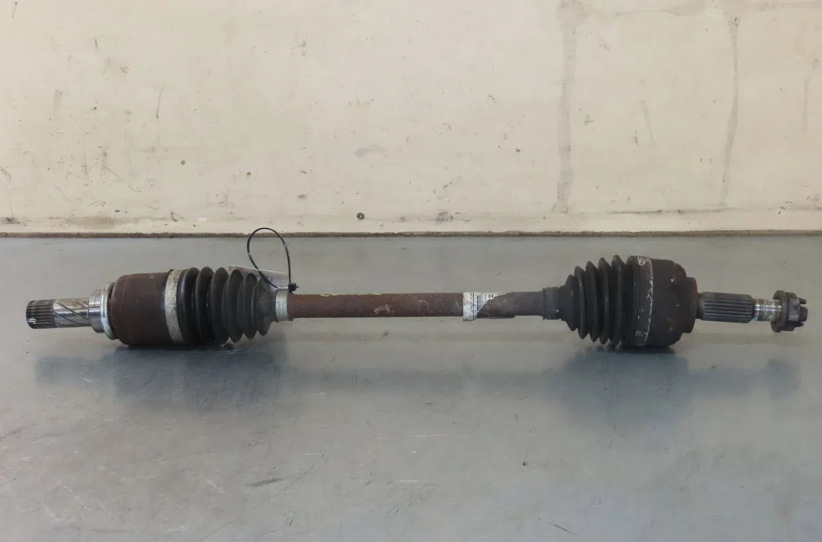 Transmission avant gauche Renault CLIO III Grandtour (KR0-1_) 1.2 16v (kr02, kr0j) (2008-2014) occasion