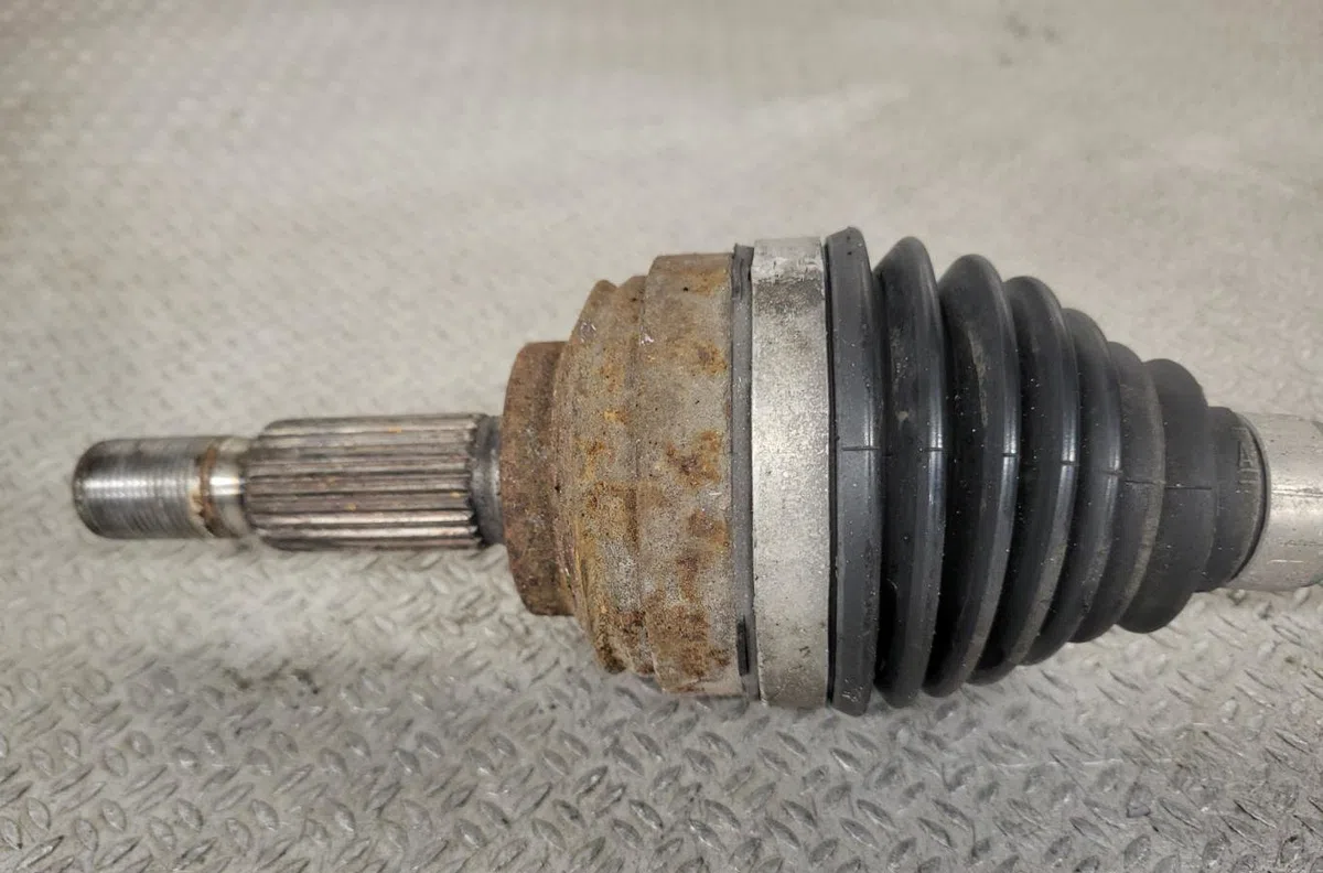 Transmission avant gauche Renault CLIO IV (BH_) 0.9 tce 90 (2012) 5 portes occasion