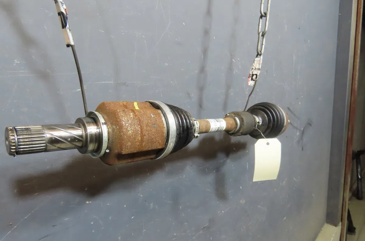 Transmission avant gauche Renault CLIO V (B7_) Tce 90 (b7mt) (2020) occasion