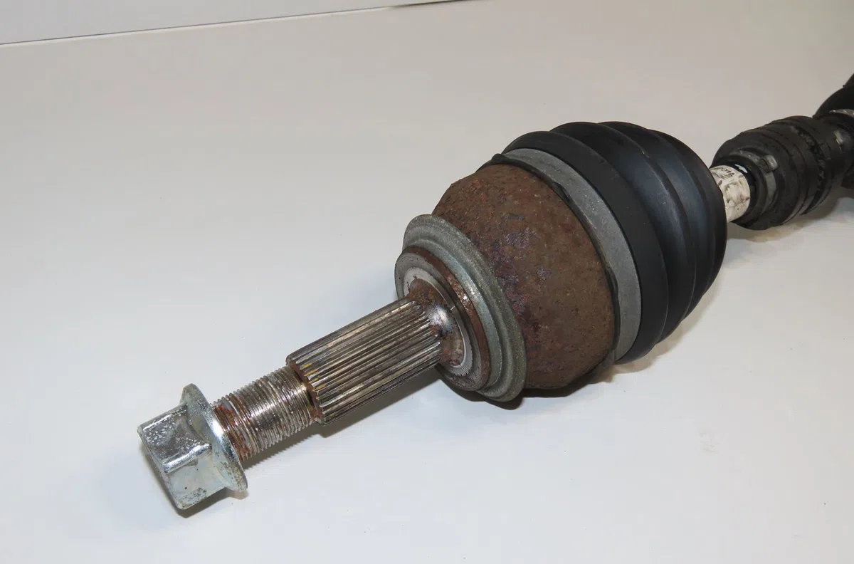 Transmission avant gauche Renault KADJAR (HA_, HL_) 1.6 dci 130 4x4 (2015) occasion
