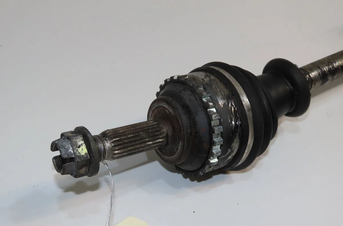 Transmission avant gauche Renault KANGOO (KC0-1_) 1.2 (kc0a, kc0k, kc0f, kc01) (1997) occasion