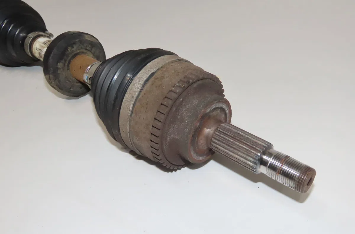 Transmission avant gauche Renault KANGOO (KC0-1_) 1.5 dci (2003) occasion