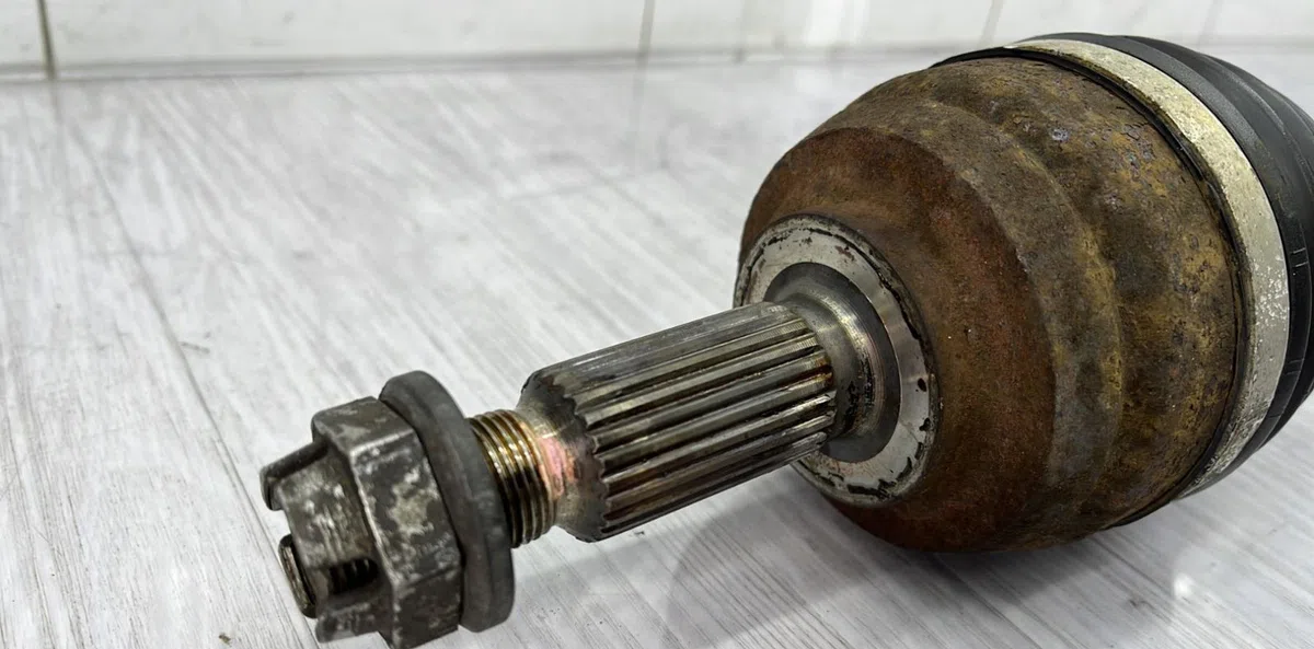 Transmission avant gauche RENAULT MEGANE 3 PHASE 1 COUPE occasion