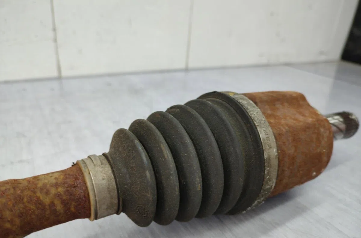 Transmission avant gauche RENAULT MEGANE 3 PHASE 1 occasion
