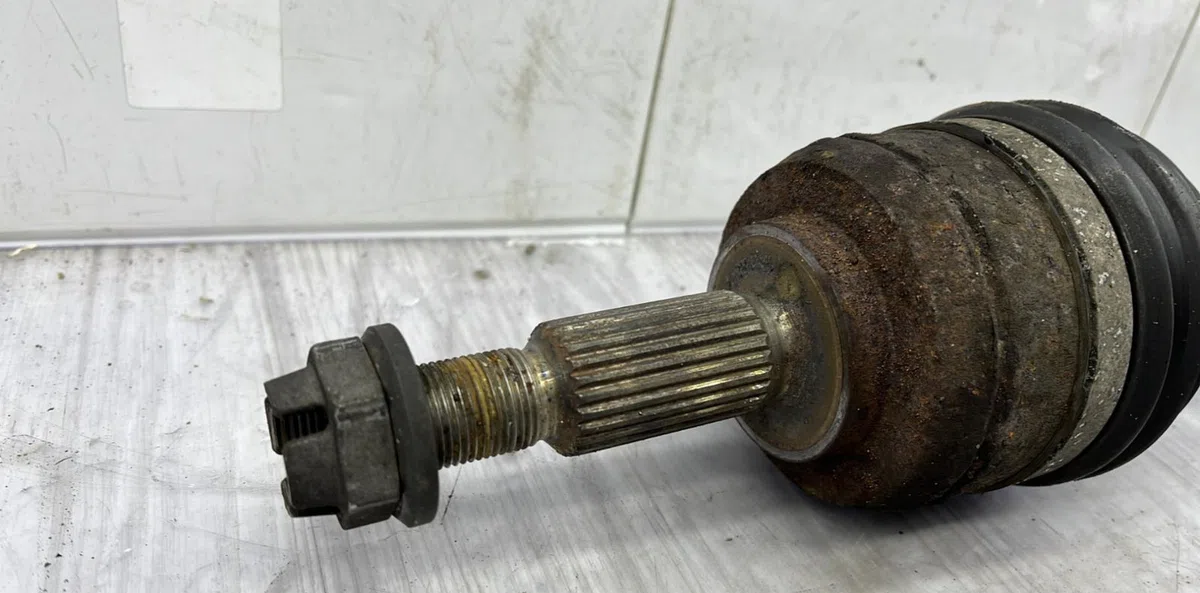Transmission avant gauche RENAULT MEGANE 3 PHASE 1 occasion