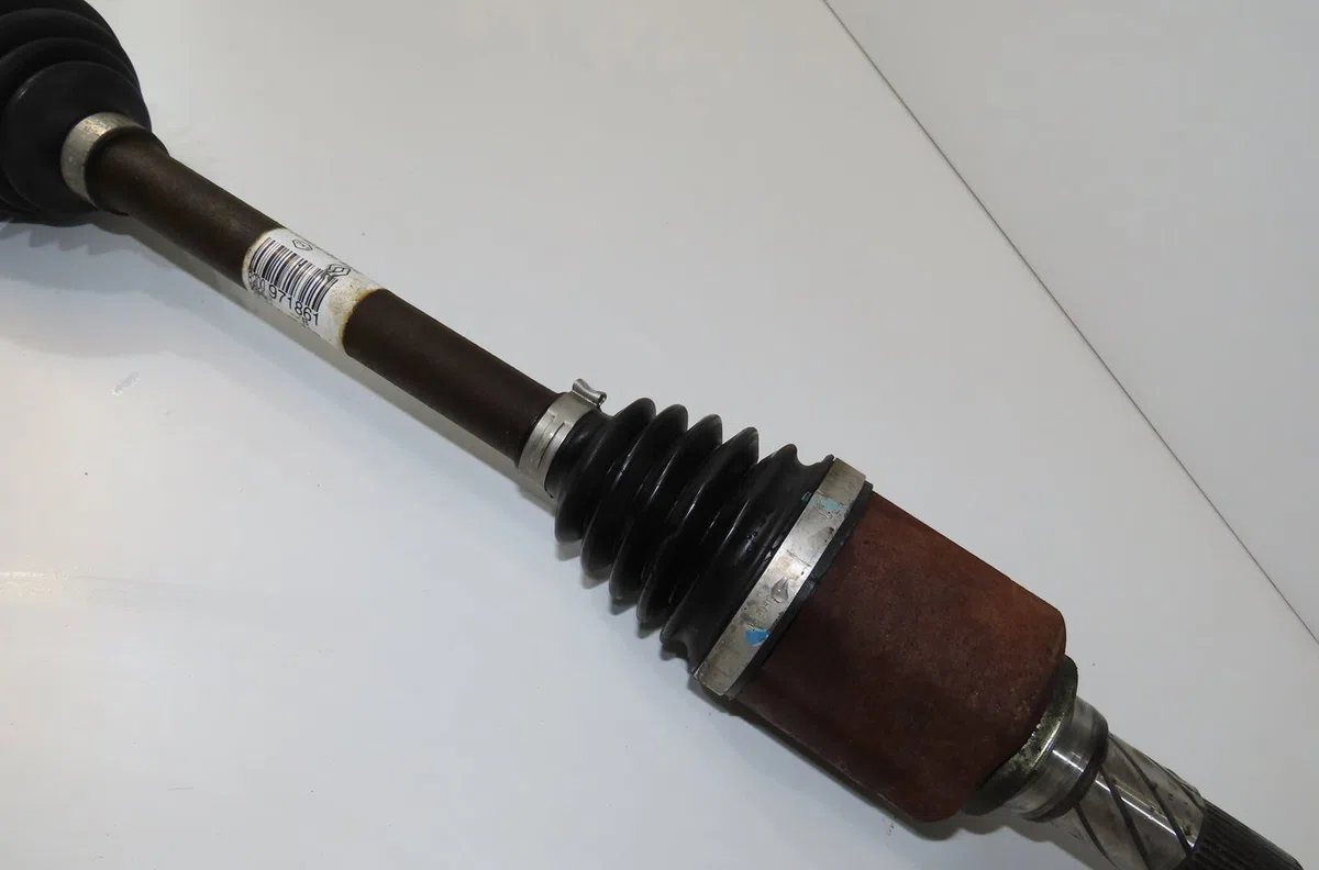 Transmission avant gauche Renault MEGANE CC (EZ0-1_) 1.9 dci (ez0j, ez1s) (2010) occasion