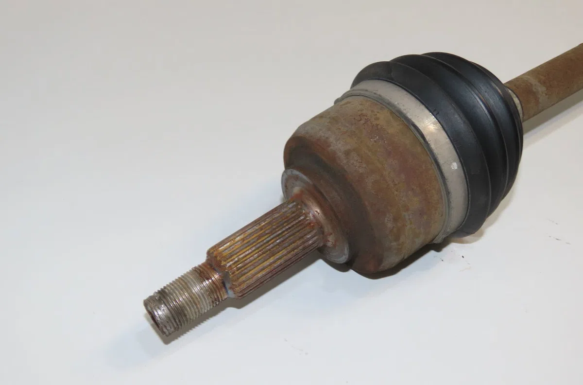 Transmission avant gauche Renault MEGANE III 3-5 portes (BZ0-1_, B3_) 1.2 tce (bz2b, bz11) (2012-2015) 5 portes occasion