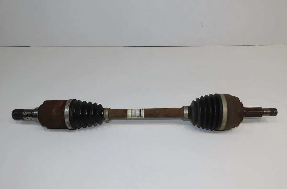 Transmission avant gauche Renault MEGANE III 3-5 portes (BZ0-1_, B3_) 1.9 dci (bz0n, bz0j) (2008) occasion