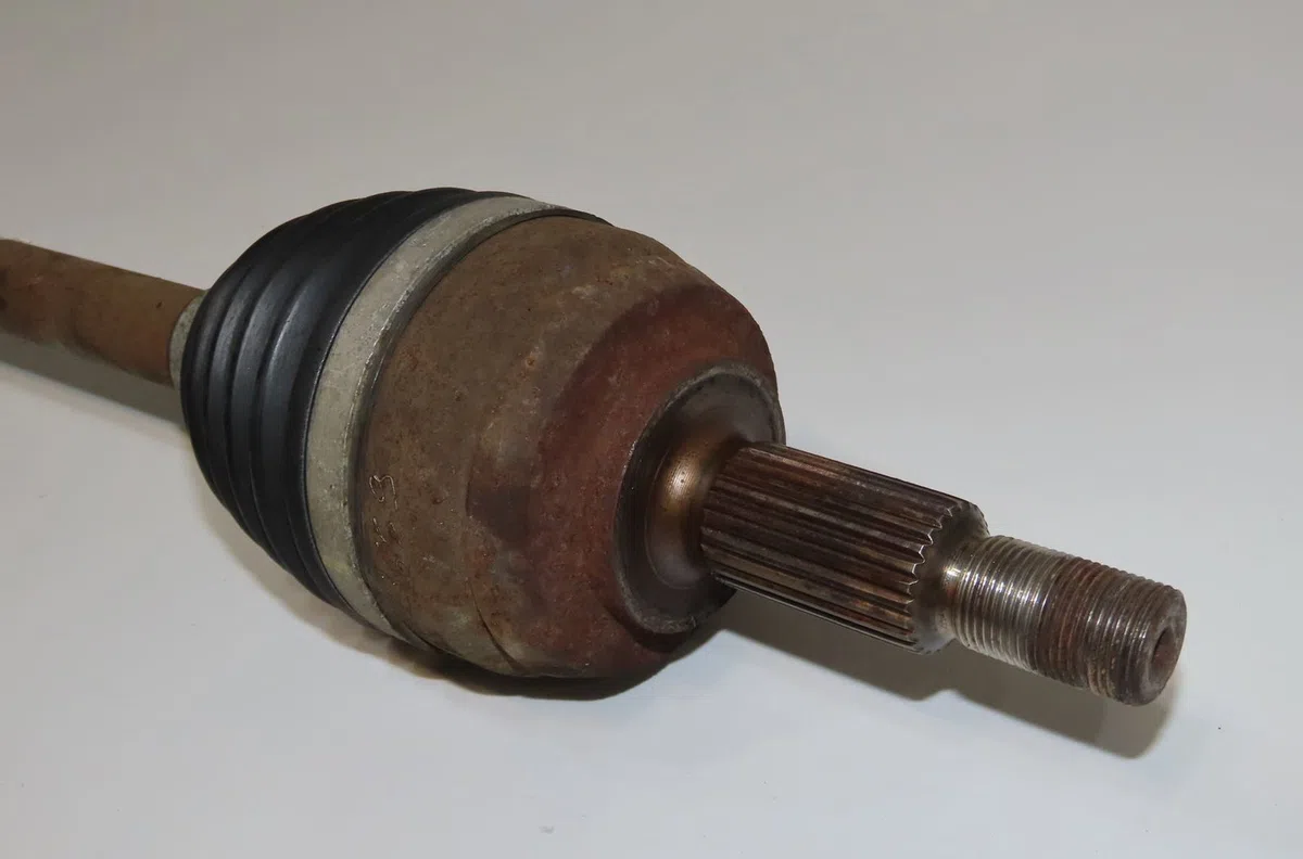 Transmission avant gauche Renault MEGANE III 3-5 portes (BZ0-1_, B3_) 1.9 dci (bz0n, bz0j) (2008) occasion