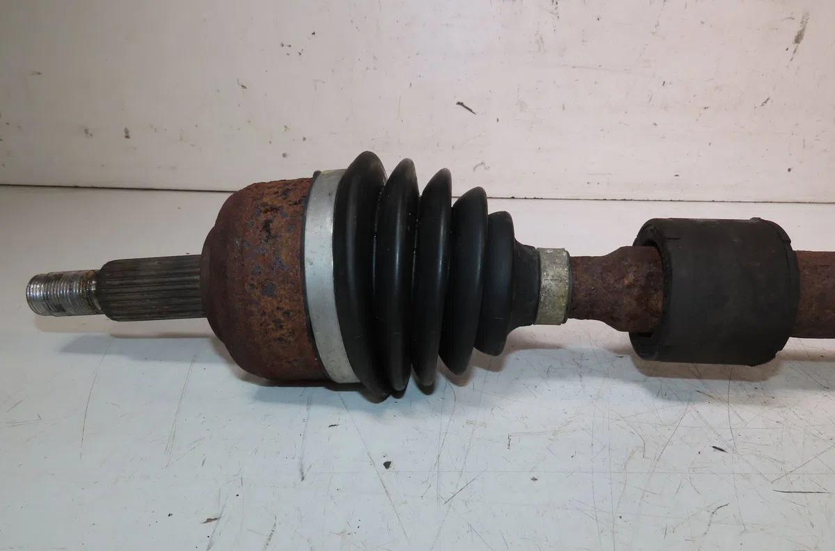 Transmission avant gauche Renault MEGANE IV 3-5 portes (B9A-M-N_) 1.0 tce 115 (b9md, b9mw) (2020) occasion