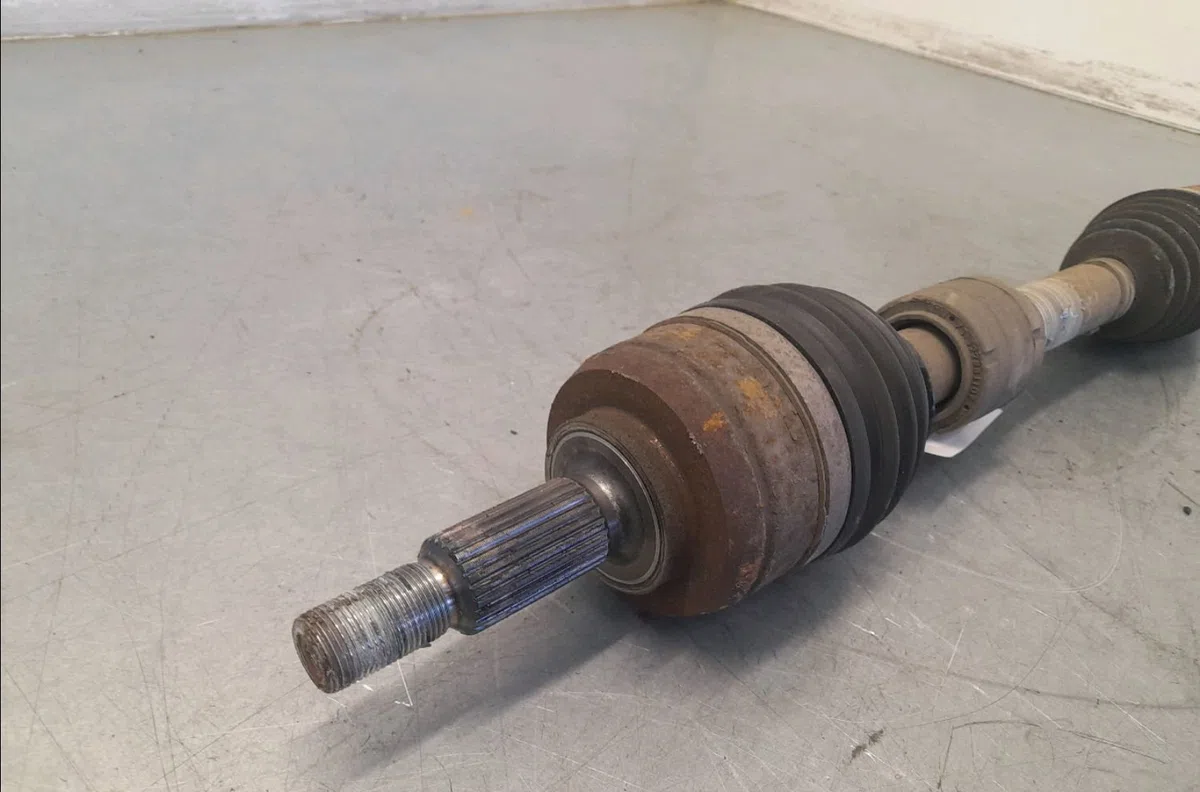 Transmission avant gauche Renault MEGANE IV Estate (K9A-M-N_) 1.2 tce 130 (k9mr) (2016) occasion