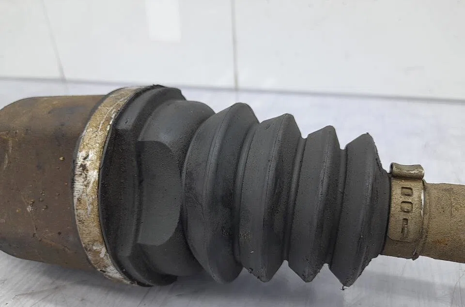 Transmission avant gauche RENAULT MODUS PHASE 1 occasion