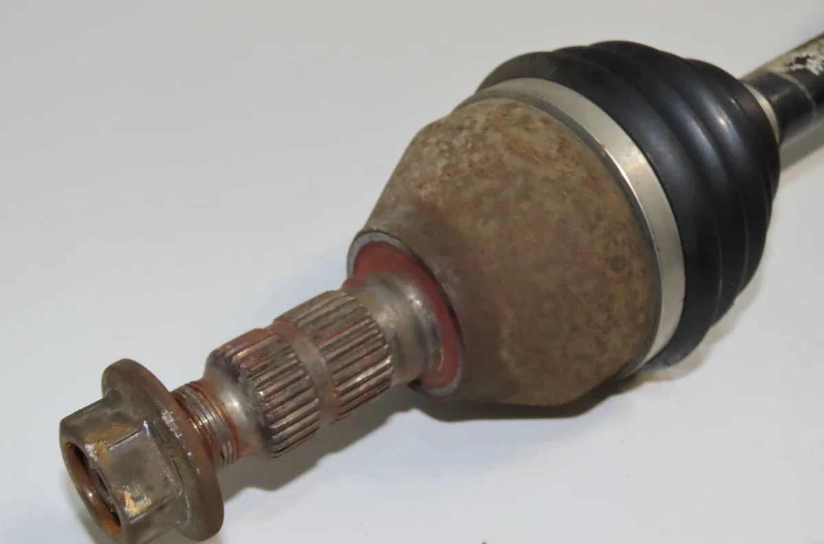 Transmission avant gauche Saab 9-3 Décapotable (YS3F) 1.9 tid (2006-2015) occasion