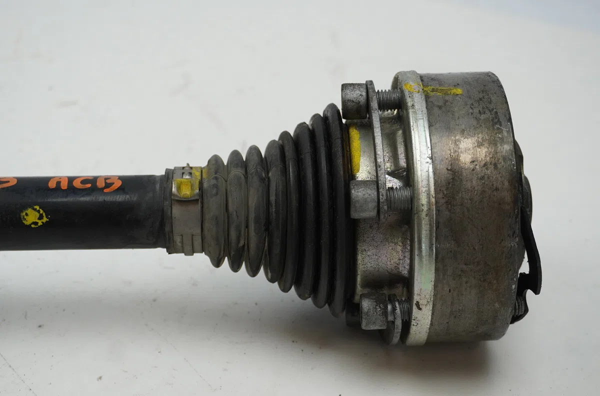 Transmission avant gauche Seat IBIZA IV (6J5, 6P1) 1.2 tsi (2010-2012) occasion