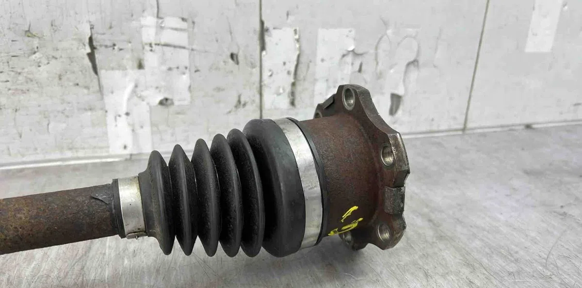 Transmission avant gauche SKODA FABIA 2 PHASE 1 occasion