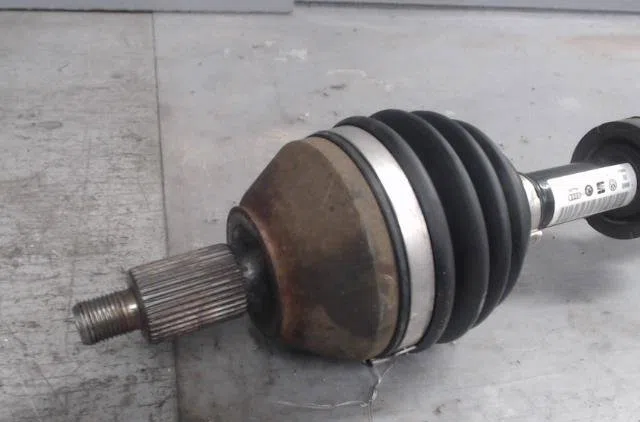 Transmission avant gauche Skoda FABIA III (NJ3) 1.4 tdi (2014-2021) occasion