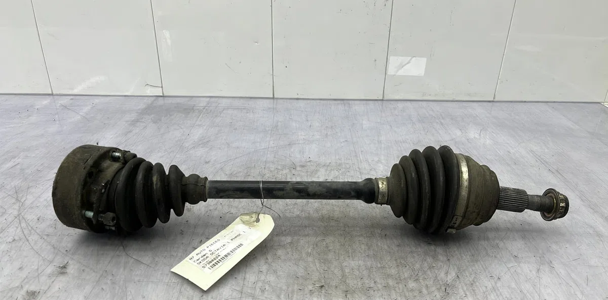Transmission avant gauche SKODA OCTAVIA 1 PHASE 1 occasion