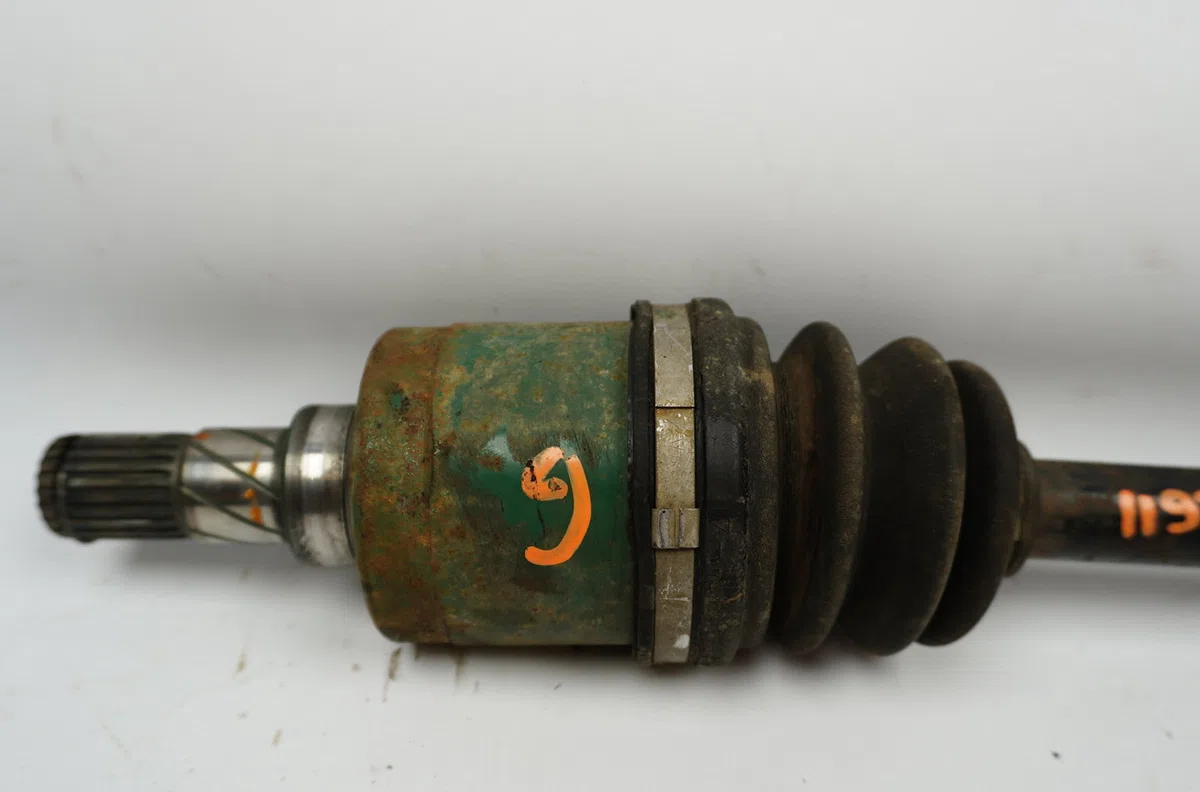 Transmission avant gauche Suzuki IGNIS I (FH) 1.3 4wd (rg413) (2000-2003) occasion