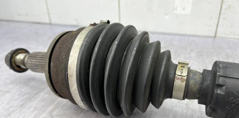 Transmission avant gauche TOYOTA AURIS 1 PHASE 1 occasion